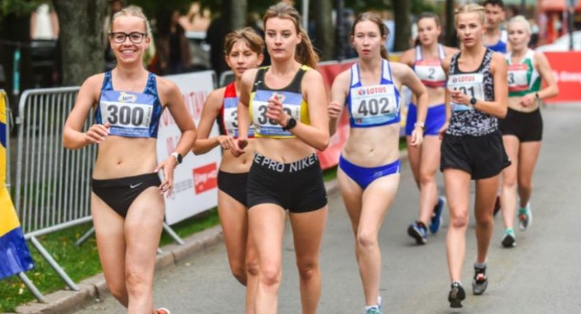 Stypendia Marszałka Województwa dla perspektywicznych sportowców. Wśród nich lekkoatletka z Kołobrzegu