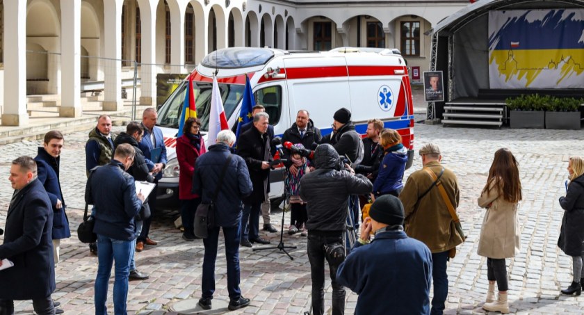 Pomorze Zachodnie wspiera kolejny europejski kraj. Ambulans dla Mołdawii