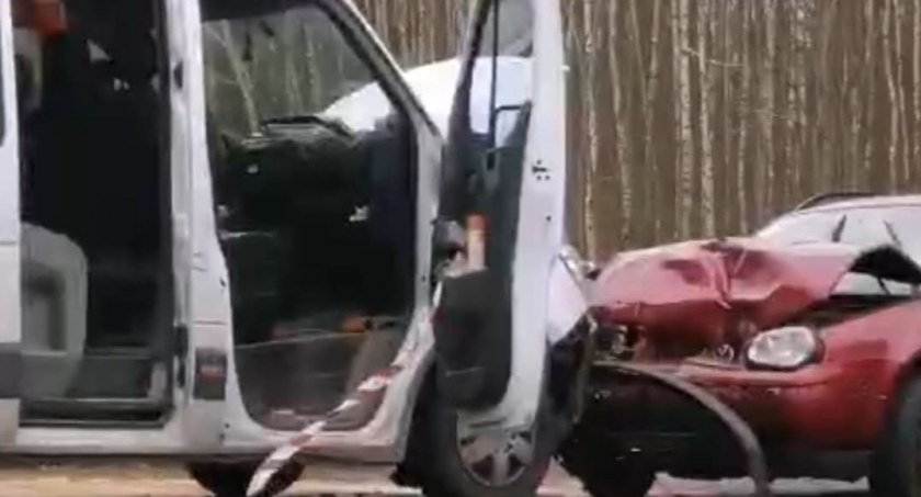 Czołówka pod Rymaniem. Dwie osoby są poszkodowane