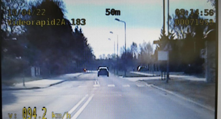 Kilkadziesiąt wykroczeń drogowych w ciągu jednego dnia. Rekordzista przekroczył prędkość o ponad 50 km/h