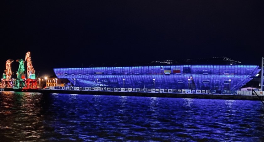 Specjalny pokaz iluminacji na budynku MCN. Każdy będzie go mógł zobaczyć