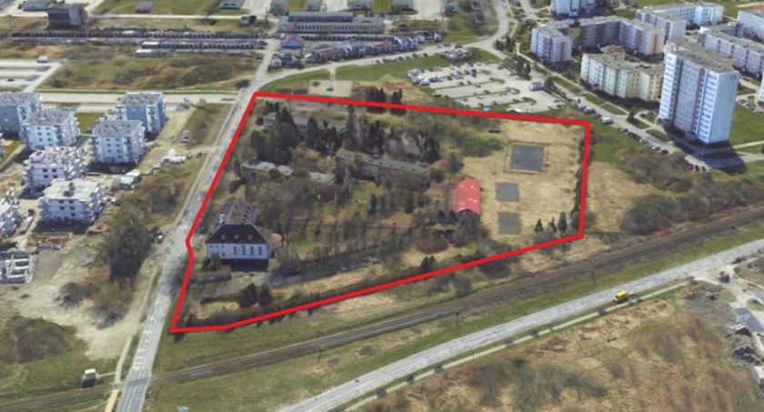 Atrakcyjny teren inwestycyjny idzie pod młotek. Co tam powstanie?