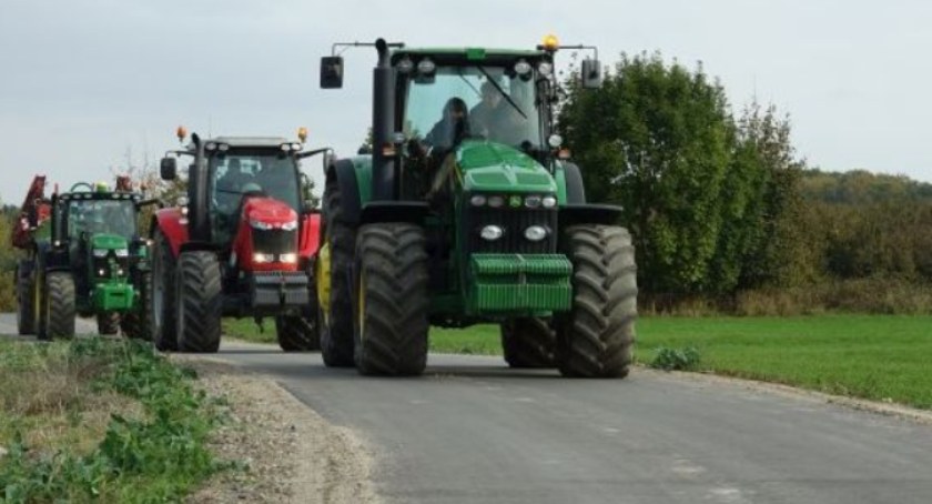 Lepsze drogi dojazdowe do gruntów rolnych na Pomorzu Zachodnim. Również w powiecie kołobrzeskim