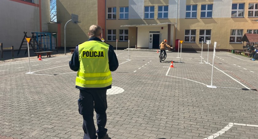 Młodzi rowerzyści walczyli o miano najlepszych w powiecie