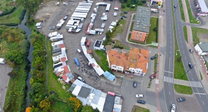 Nowy projekt na targowisko już prawie gotowy. To inwestycja w wersji minimum, ale 6 mln zł może nie wystarczyć