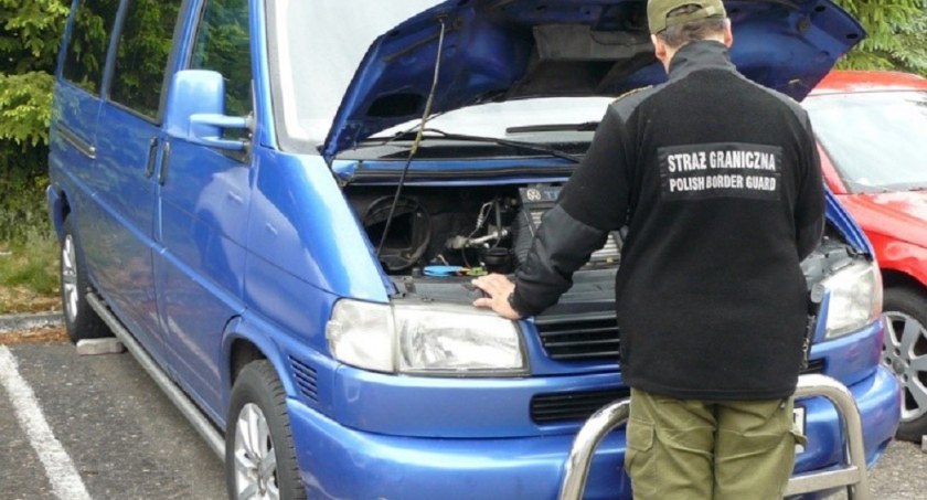 Pogranicznicy zabezpieczyli auto z przebitymi nr identyfikacyjnymi