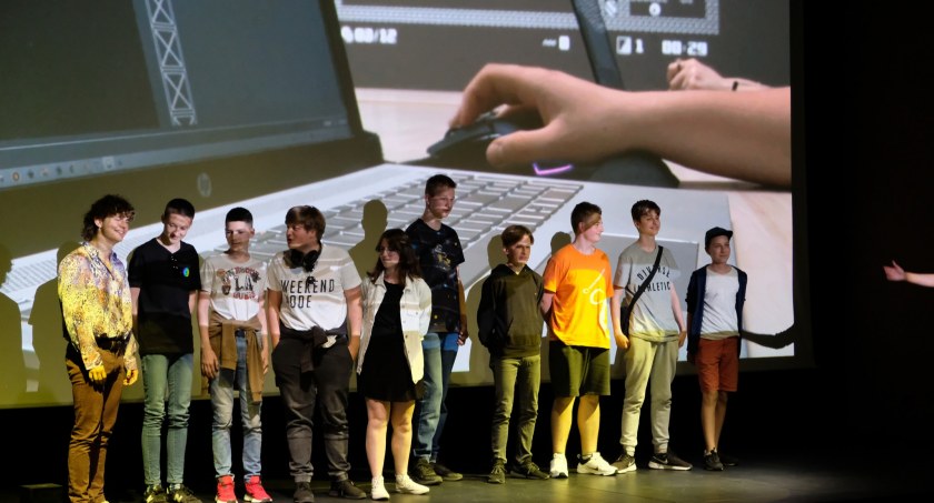 Gra komputerowa 