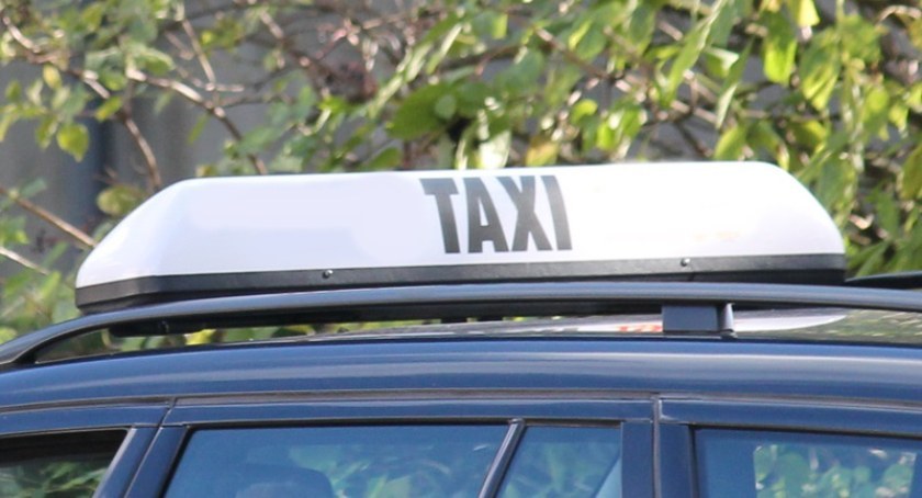 Taksówki znowu droższe? Szykuje się podwyżka o 50 procent