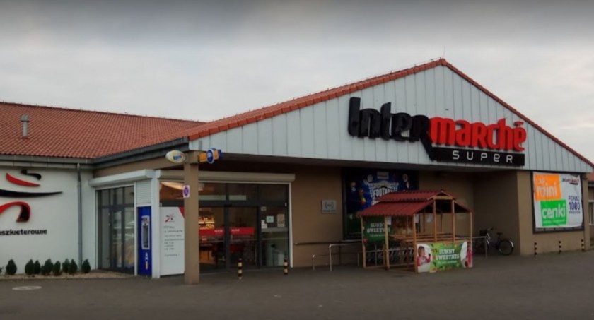 Intermarche otwiera się w niedzielę jako czytelnia. Nie będzie jedyny