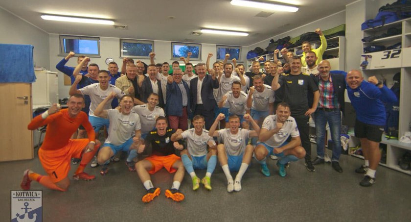 Niemożliwe nie istnieje czyli piłkarski cud na Stadionie im. Sebastiana Karpiniuka  