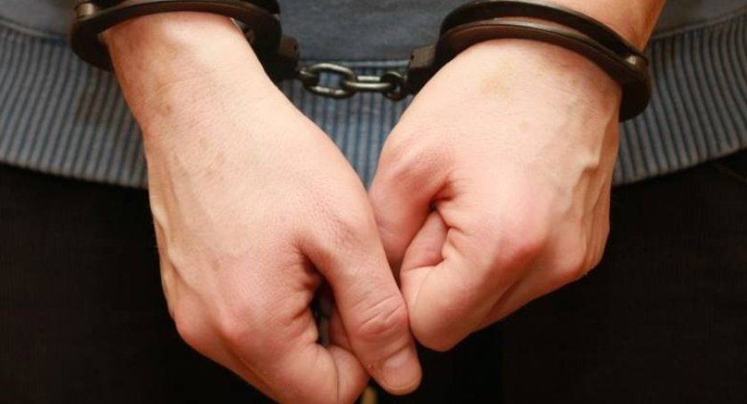 Dyżurny kołobrzeskiej policji wybiegł z komendy i gonił sprawcę kradzieży 