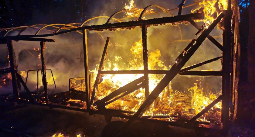 Spłonął barakowóz (foto)