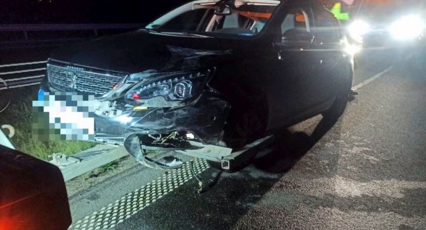 Uderzył w bariery na S6 w okolicach Kołobrzegu