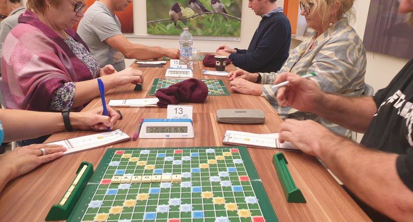 Słowne potyczki nad planszą, czyli Otwarte Mistrzostwa Kołobrzegu w scrabble