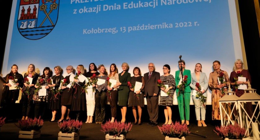 Obchody Dnia Edukacji Narodowej (foto)