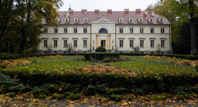 Historyczny folwark czeka modernizacja 