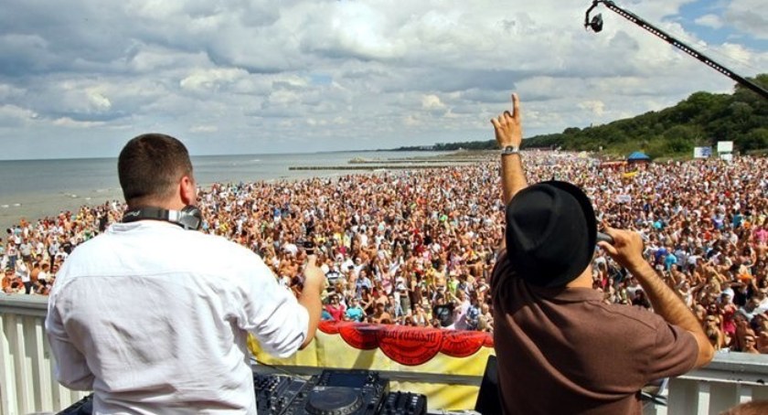 Sunrise Festiwal 2023 w Kołobrzegu. After Party przy kołobrzeskim molo