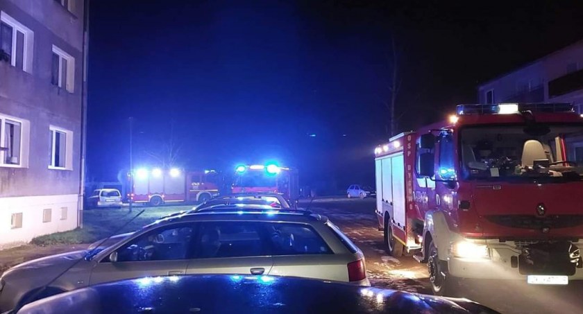 Chwile grozy w Dygowie. 9-latka uratował czujnik czadu i szybka interwencja służb ratunkowych