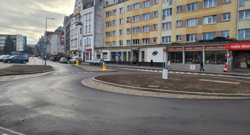 Dobra informacja dla kierowców. Ulica Armii Krajowej w Kołobrzegu jest przejezdna
