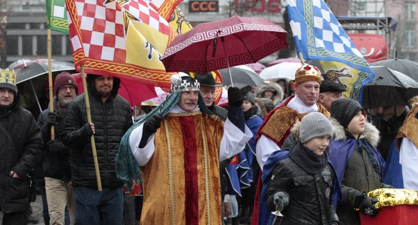 Orszak Trzech Król w Kołobrzegu (foto)