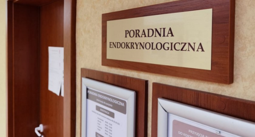 Endokrynolog na NFZ w Kołobrzegu. Data wizyty zwala z nóg