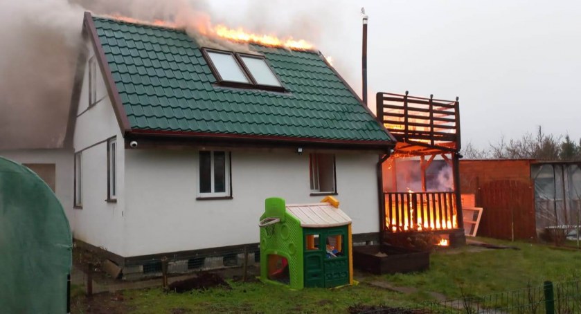 Pożar domu pod Kołobrzegiem