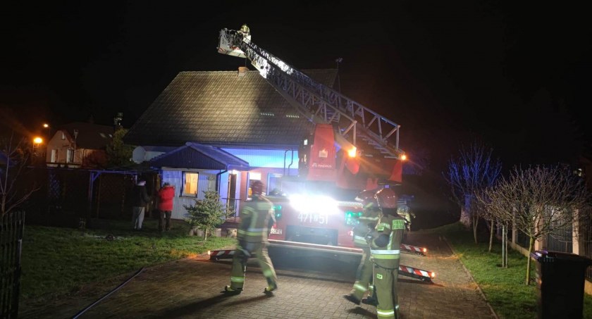 Pożar w domu jednorodzinnym. Strażacy interweniowali pod Kołobrzegiem