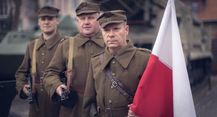 78. rocznica walk o Kołobrzeg i Zaślubin Polski z Morzem (foto, wideo)