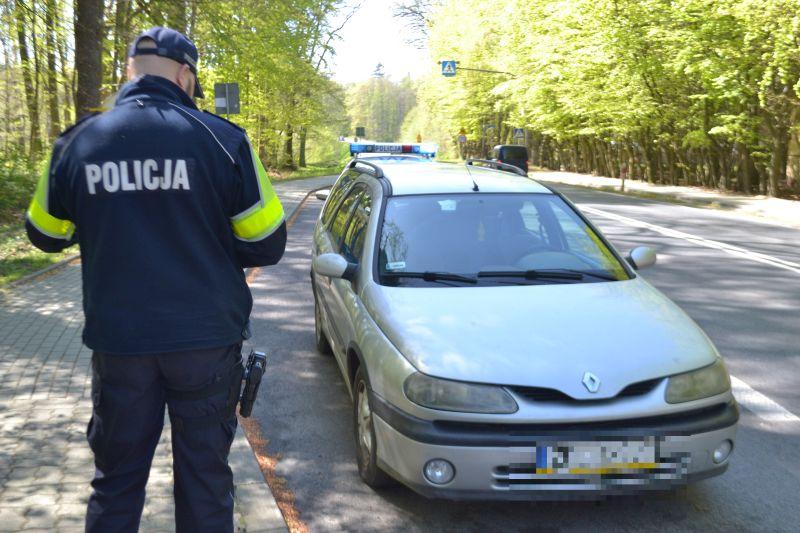 Zgłoszono, że kierowca może być pijany 