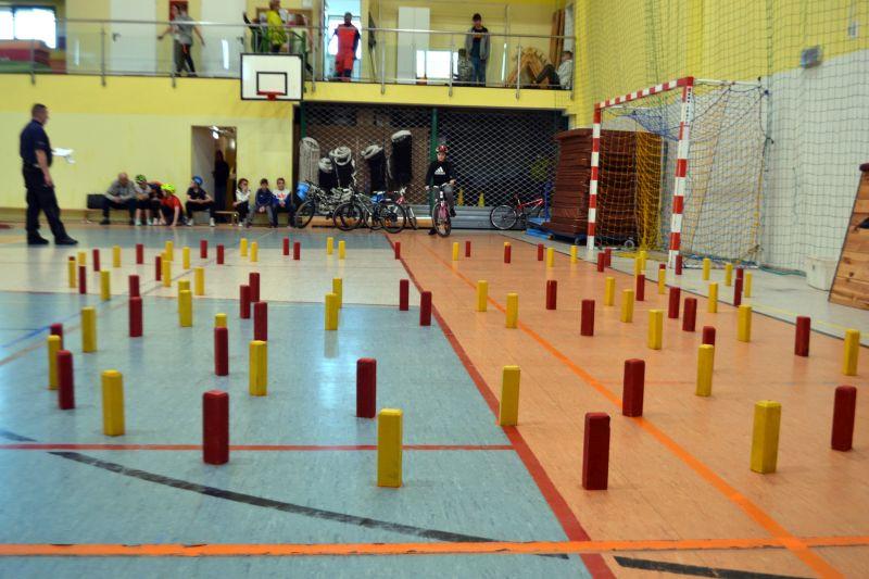 Uczniowie sprawdzali swoje umiejętności i wiedzę o ruchu drogowym (Foto)