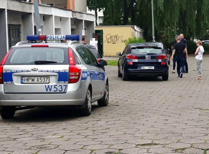 Pościg ulicami Kołobrzegu i zatrzymanie. Policja wyjaśnia czy doszło do porwania