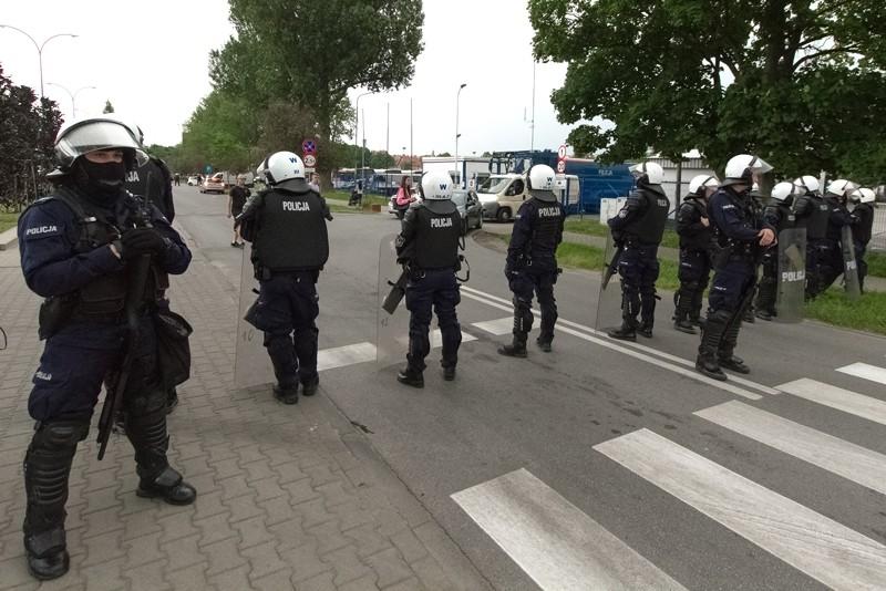 Spokojne derby - zobacz jak wyglądało zabezpieczenie spotkania