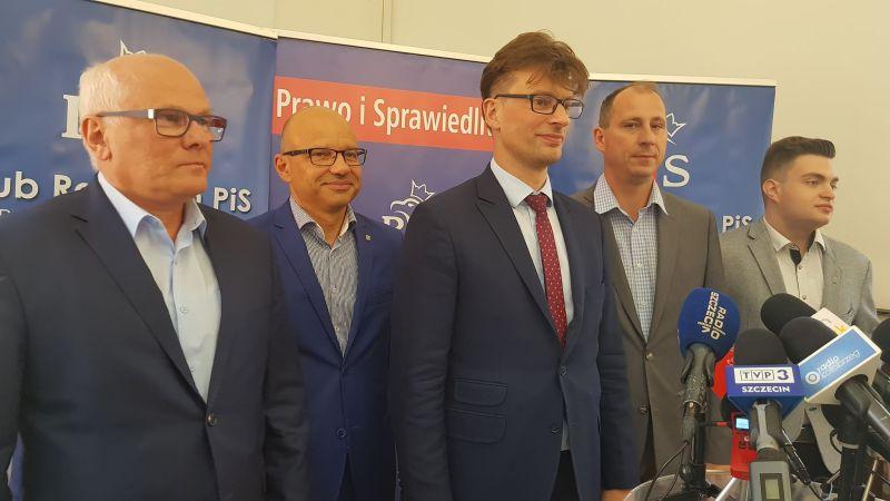 PiS o nadzorze CBA. „Mamy nadzieję, że będą tu rządzić radni i prezydent, a nie deweloperzy i biznesmeni