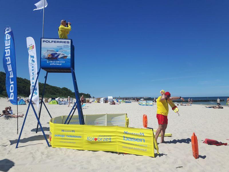 Ratownicy pracują już na plaży. Od lipca będzie ich o wiele więcej