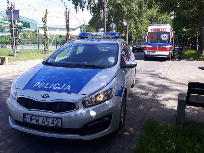 Rowerzysta wjechał w tył samochodu