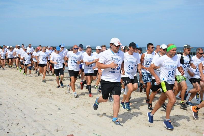 250 biegaczy na plażach Gminy Kołobrzeg (Foto)