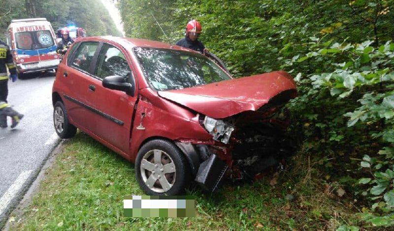Zderzenie osobówek w okolicy Ząbrowa 