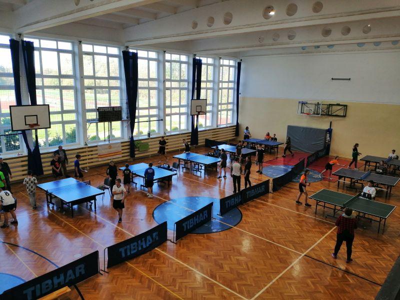Drużynowy turniej tenisa stołowego