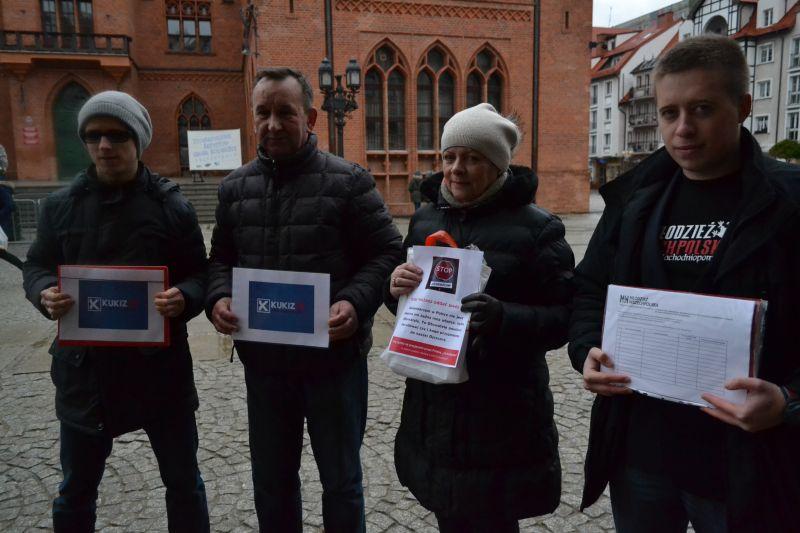Chcą referendum w sprawie uchodźców. Jesteś za czy przeciw ? (sonda)