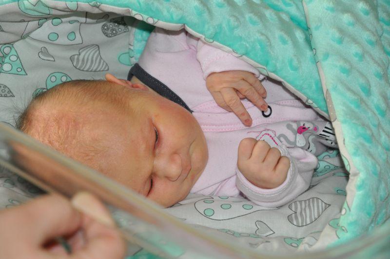 Hania -  pierwsza mieszkanka powiatu kołobrzeskiego w 2020 roku