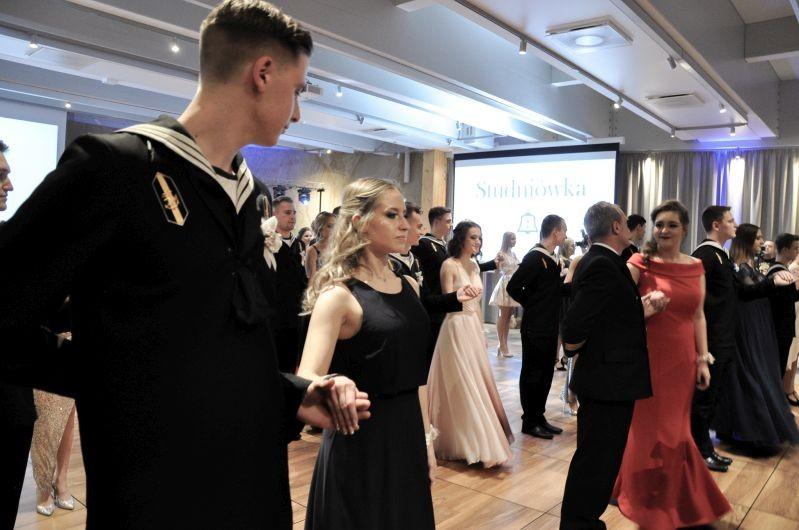 Studniówki 2020: Zespół Szkół Morskich w Kołobrzegu (Foto,video)