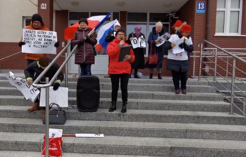 KOD demonstrował w obronie sądów (video)