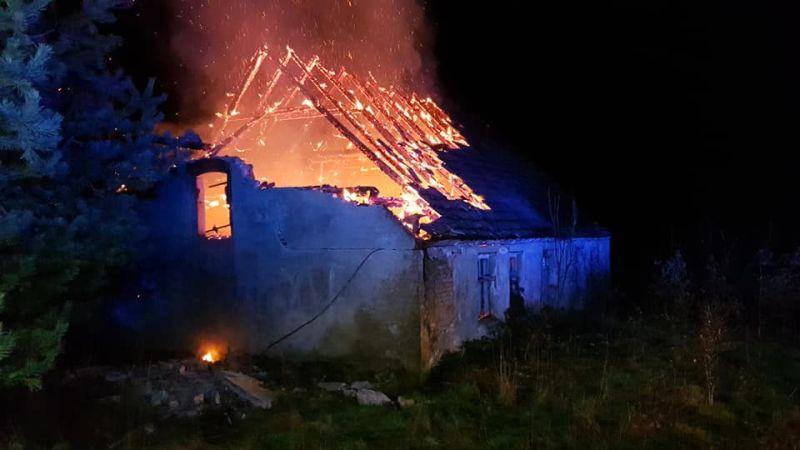 Pożar w Ołużnej. Spłonął cały budynek (Foto,wideo)