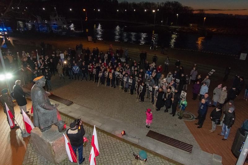 Kołobrzeski Marsz Pamięci Żołnierzy Wyklętych (foto, video)