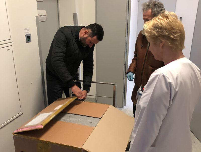 Szczeciński szpital otrzymał 10 000 testów na obecność koronawirusa