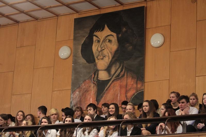 Szkoły zamknięte do 24 maja. Matury i egzaminy ósmoklasisty w czerwcu