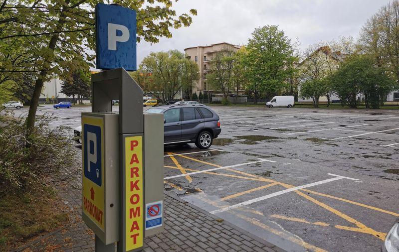 Wracają opłaty za postój w mieście. Sprawdź, do kiedy możesz parkować bezpłatnie
