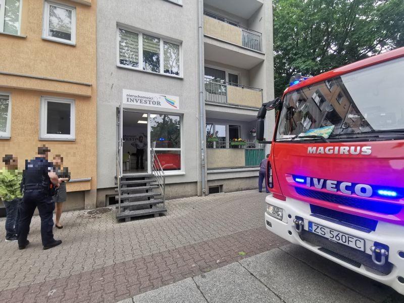 Dzięki czujności sąsiada uratowano starszą kobietę