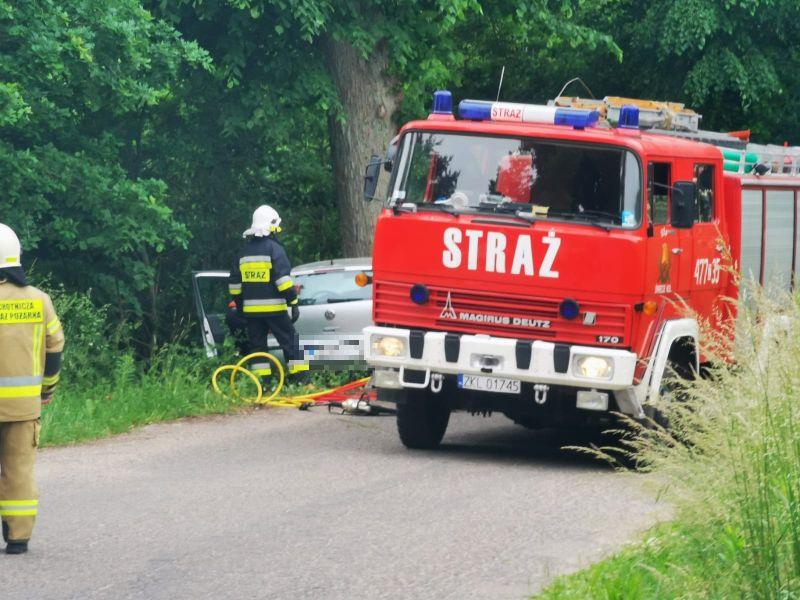 Tragiczny wypadek pod Świeciem Kołobrzeskim. Nie żyje kobieta