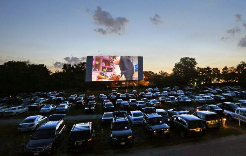 Seanse we własnym aucie. Kino samochodowe w Kołobrzegu